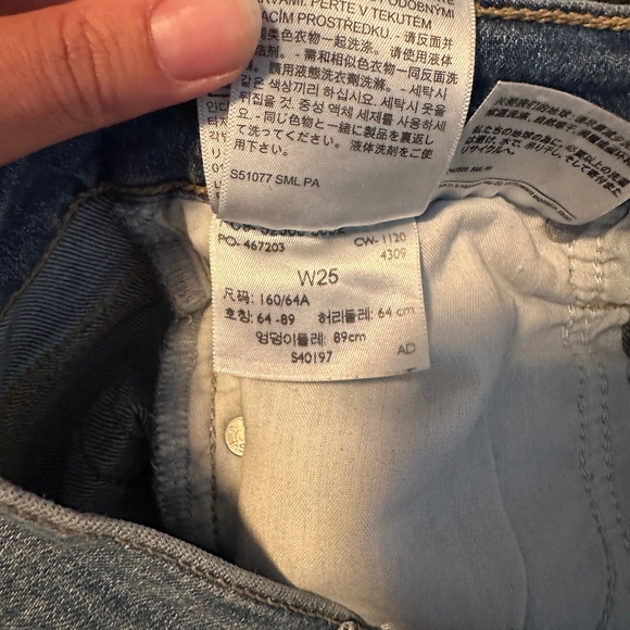 Levi’s cropped skinny jeans - Picture 4 of 4